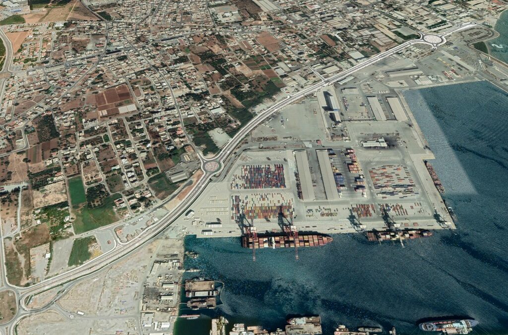 PARALLEL ROAD OF LIMASSOL THAT CONNECTS THE VERTICAL ROAD WITH THE LIMASSOL PORT